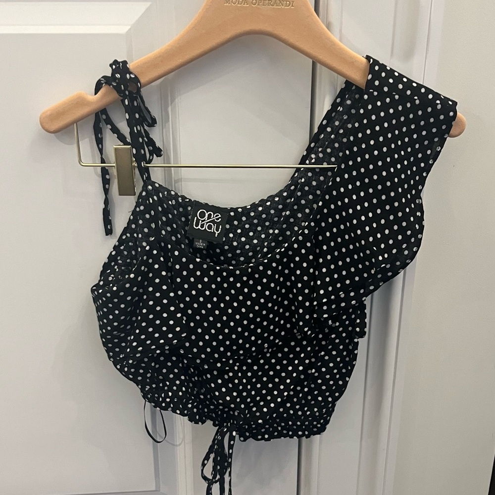 LF One Shoulder Ruffled Crop Top